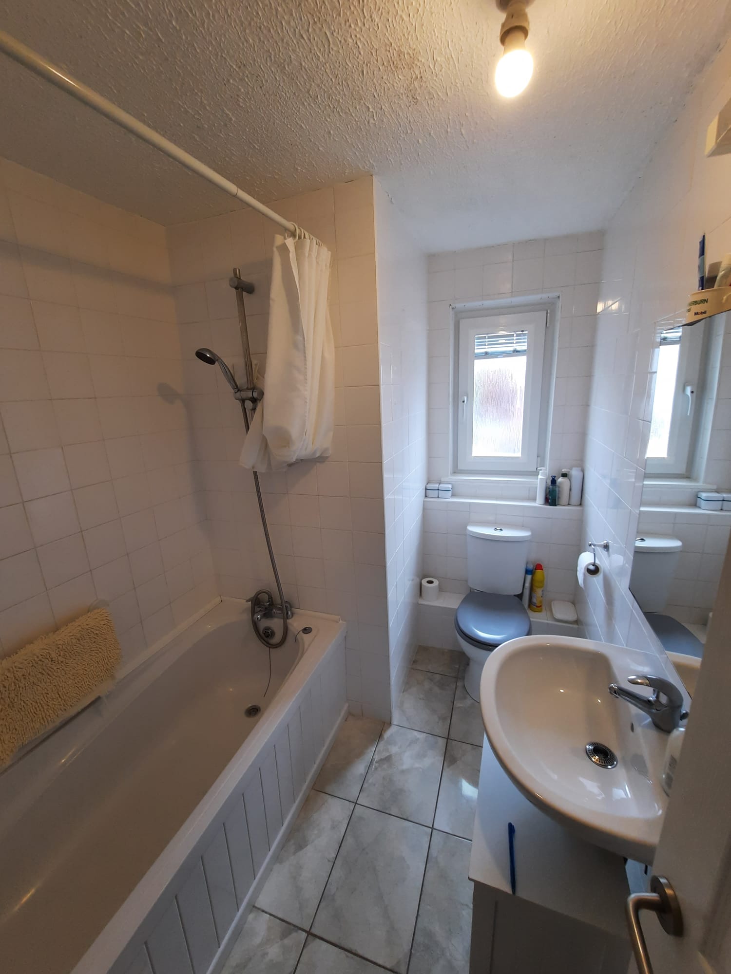 Adaptation Before and After - H2 Bathrooms Project