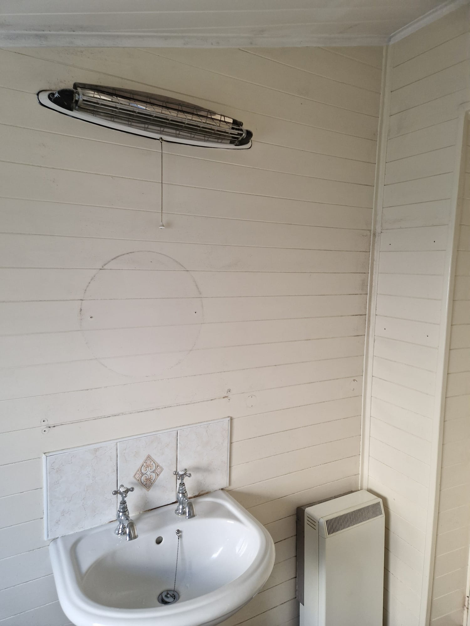 Adaptation Before and After - H2 Bathrooms Project