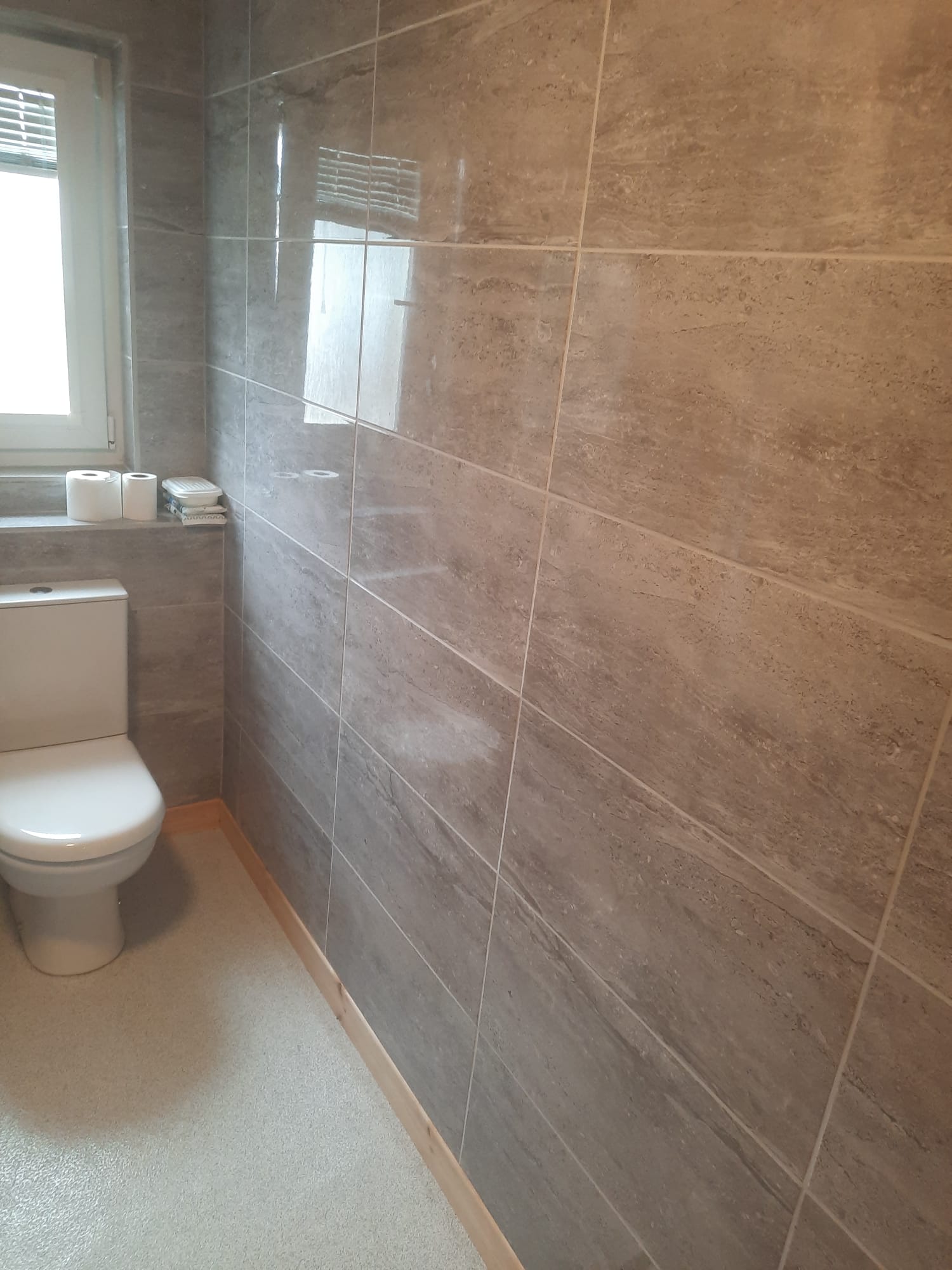 Adaptation Before and After - H2 Bathrooms Project
