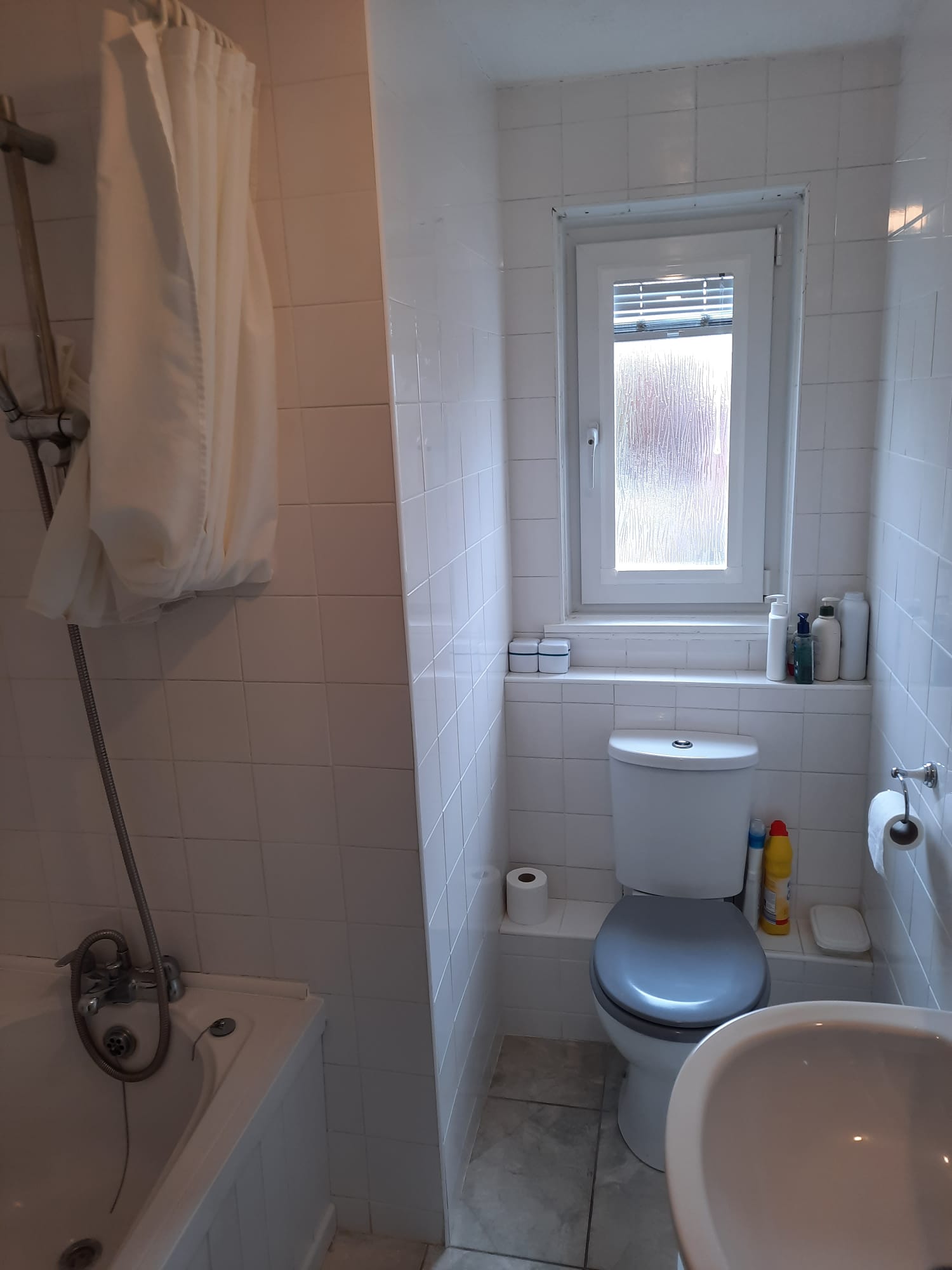 Adaptation Before and After - H2 Bathrooms Project