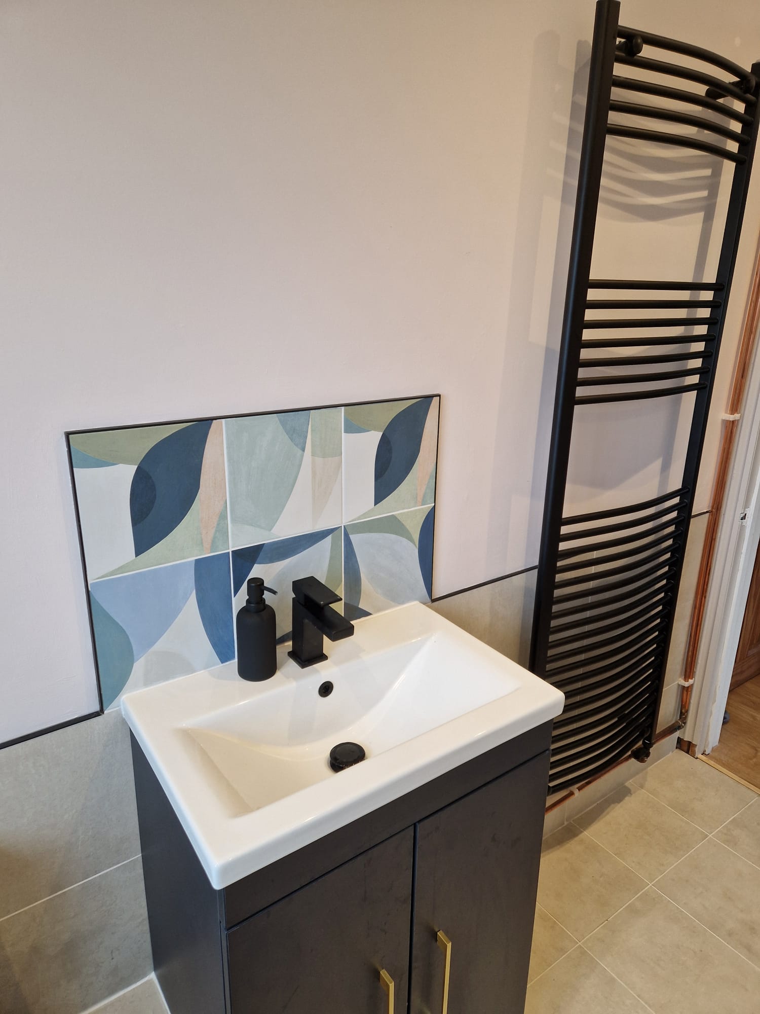 Bathroom Renovation Before and After - H2 Bathrooms Project
