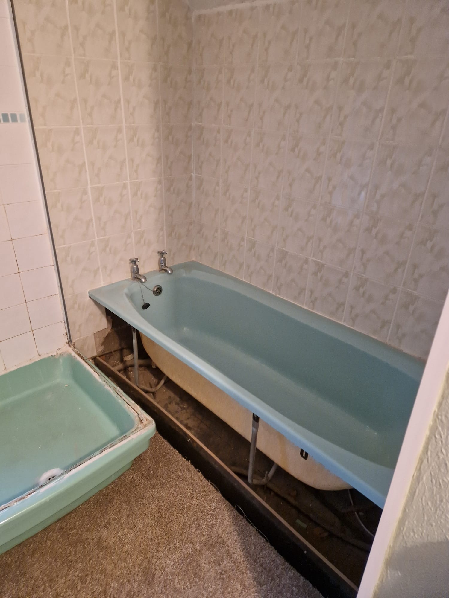 Bathroom Renovation Before and After - H2 Bathrooms Project