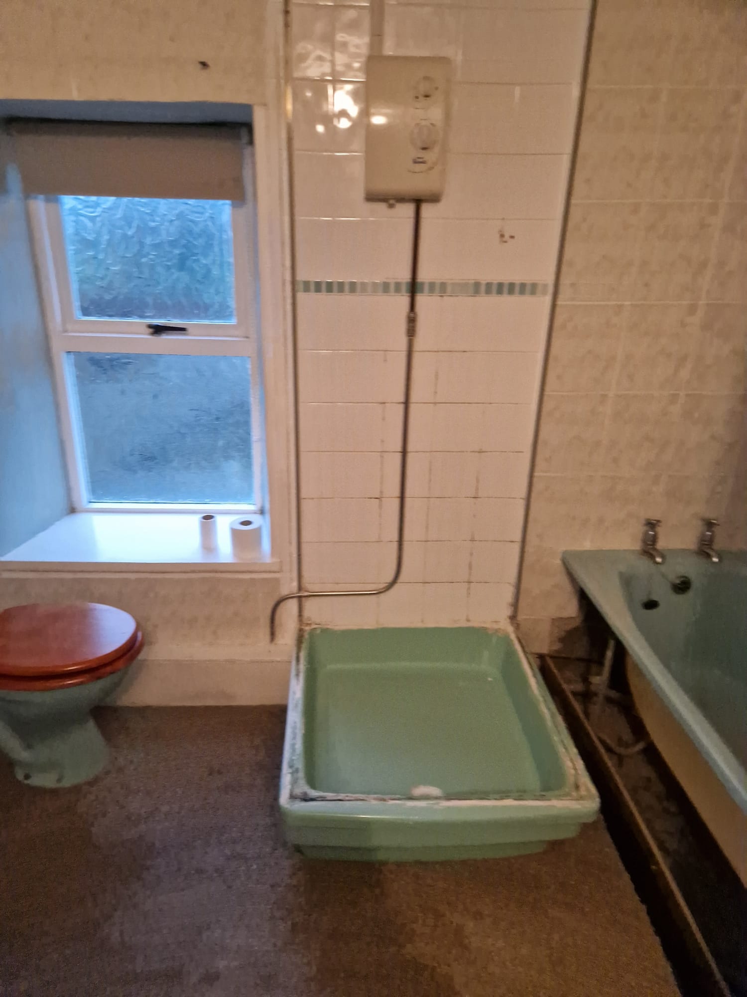 Bathroom Renovation Before and After - H2 Bathrooms Project