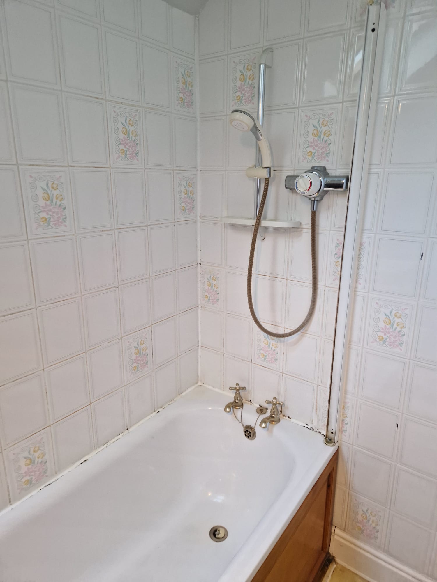 Bathroom Renovation Before and After - H2 Bathrooms Project