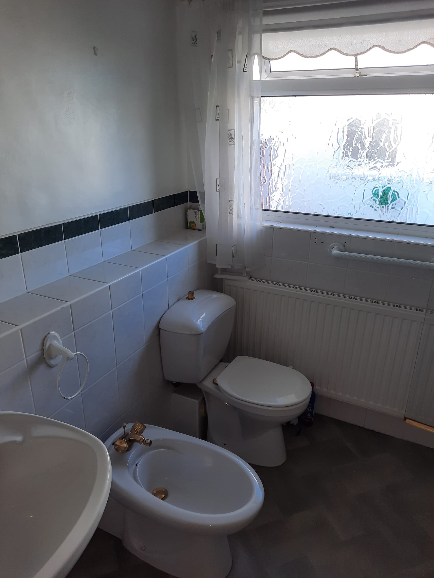Bathroom Renovation Before and After - H2 Bathrooms Project
