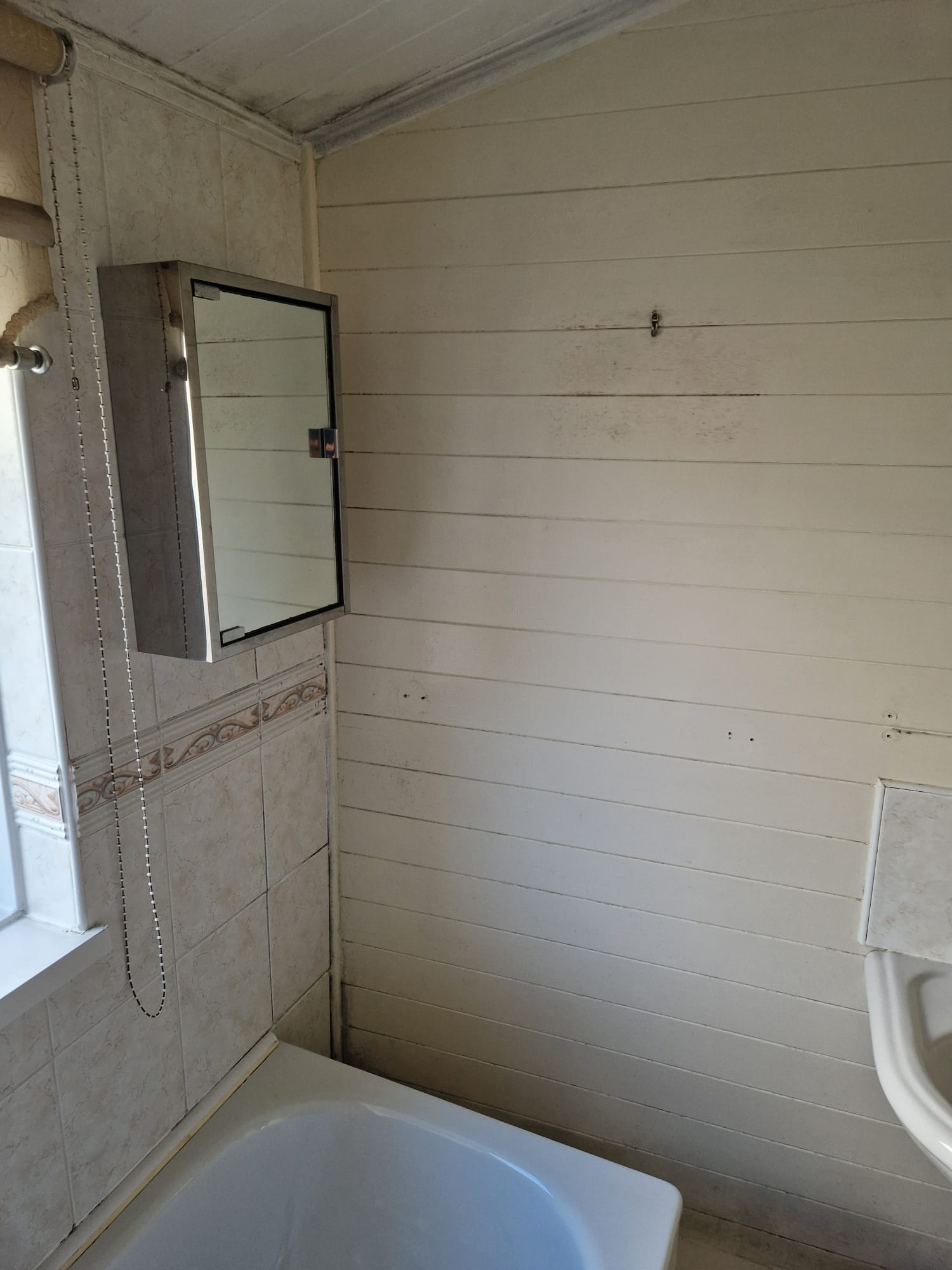 Adaptation Before and After - H2 Bathrooms Project