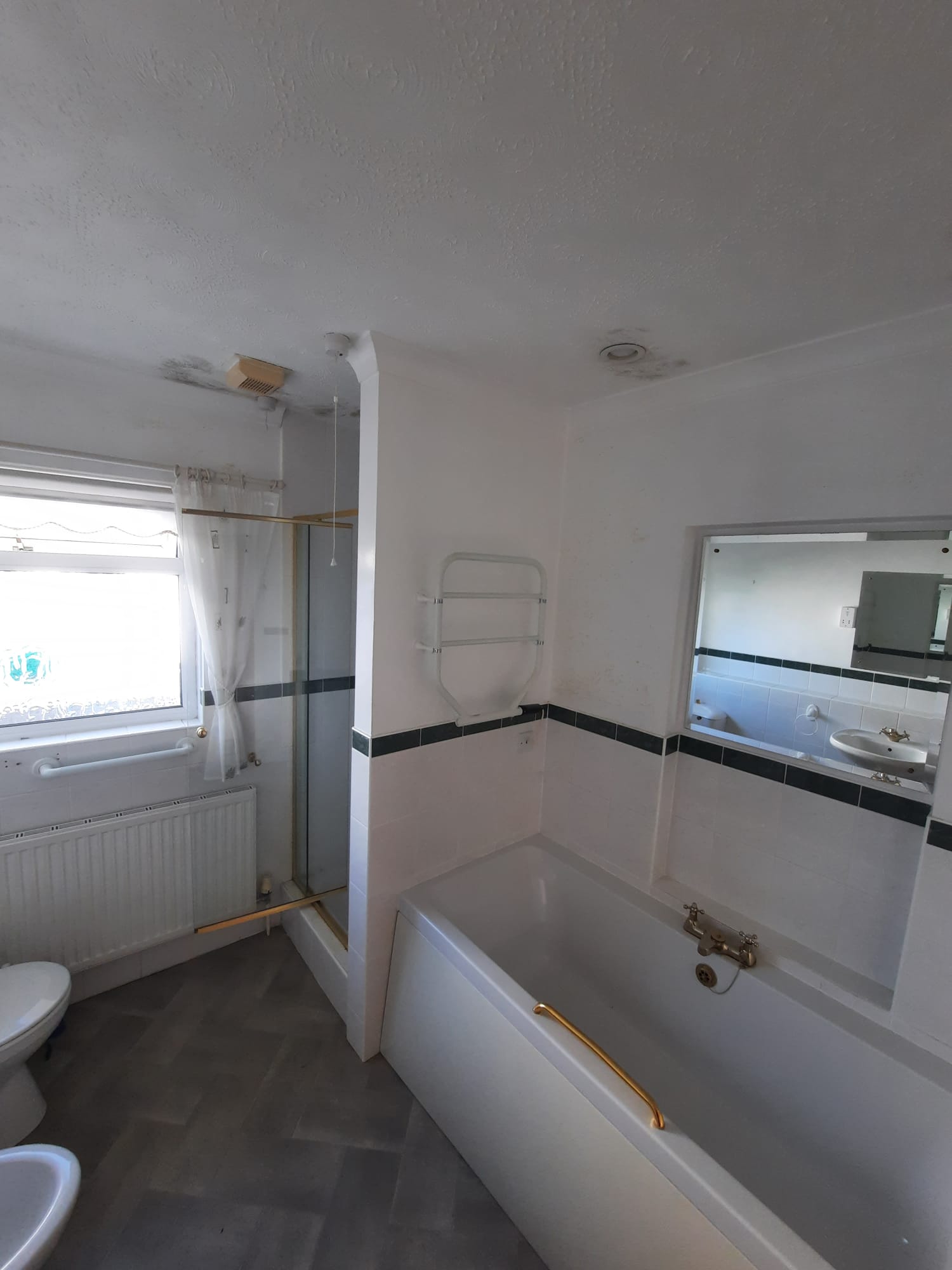 Bathroom Renovation Before and After - H2 Bathrooms Project