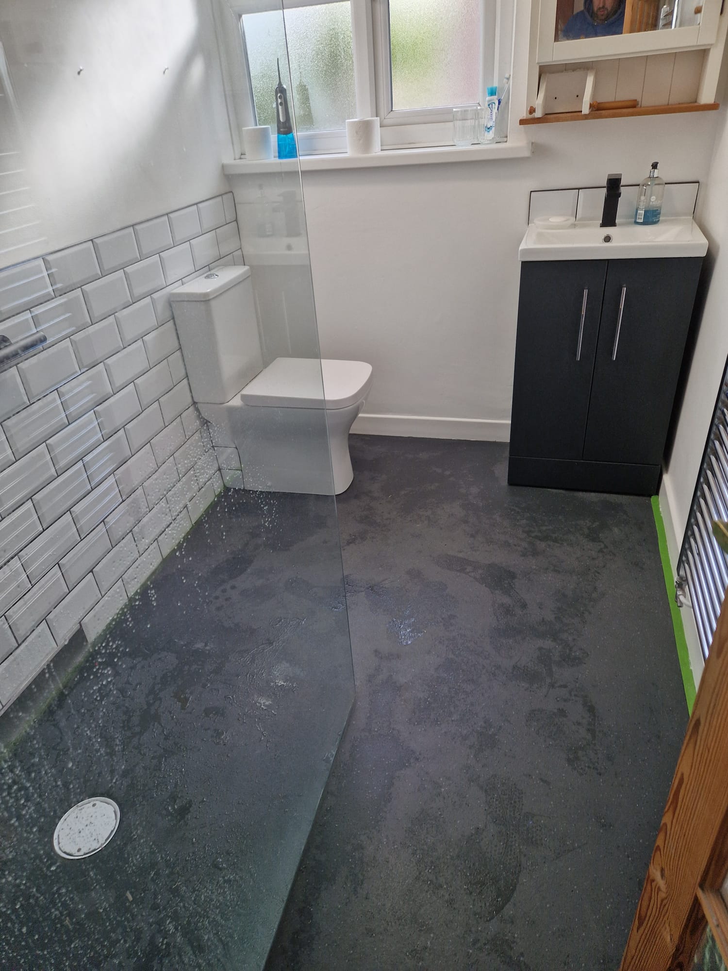 Adaptation Before and After - H2 Bathrooms Project