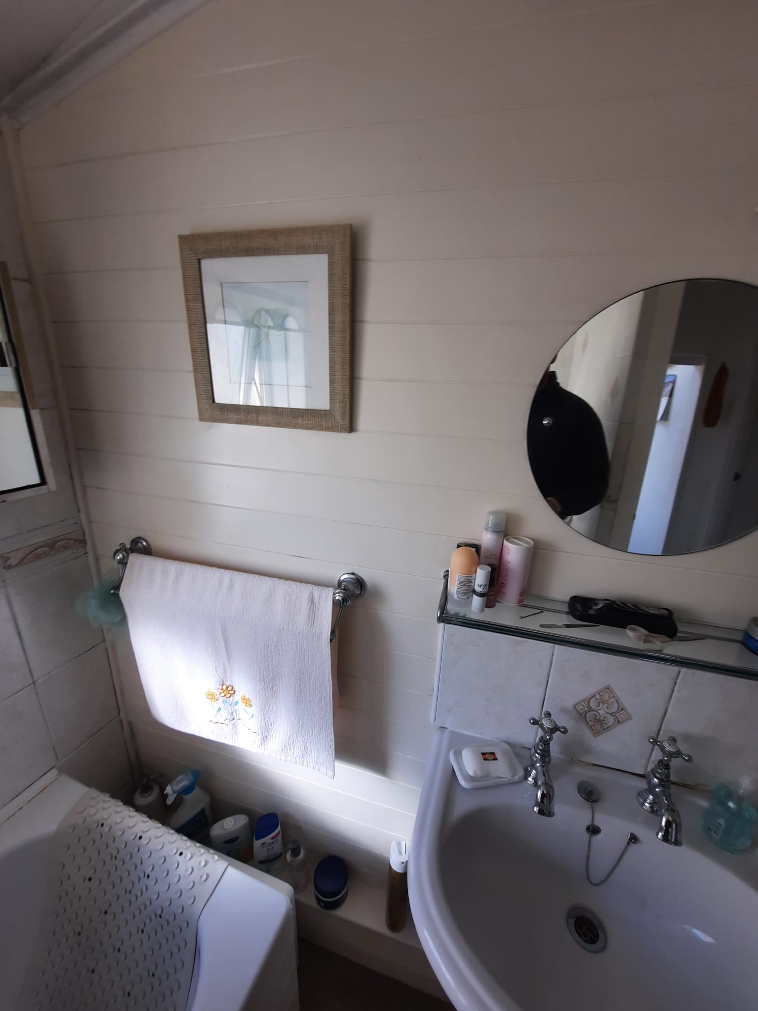 Adaptation Before and After - H2 Bathrooms Project