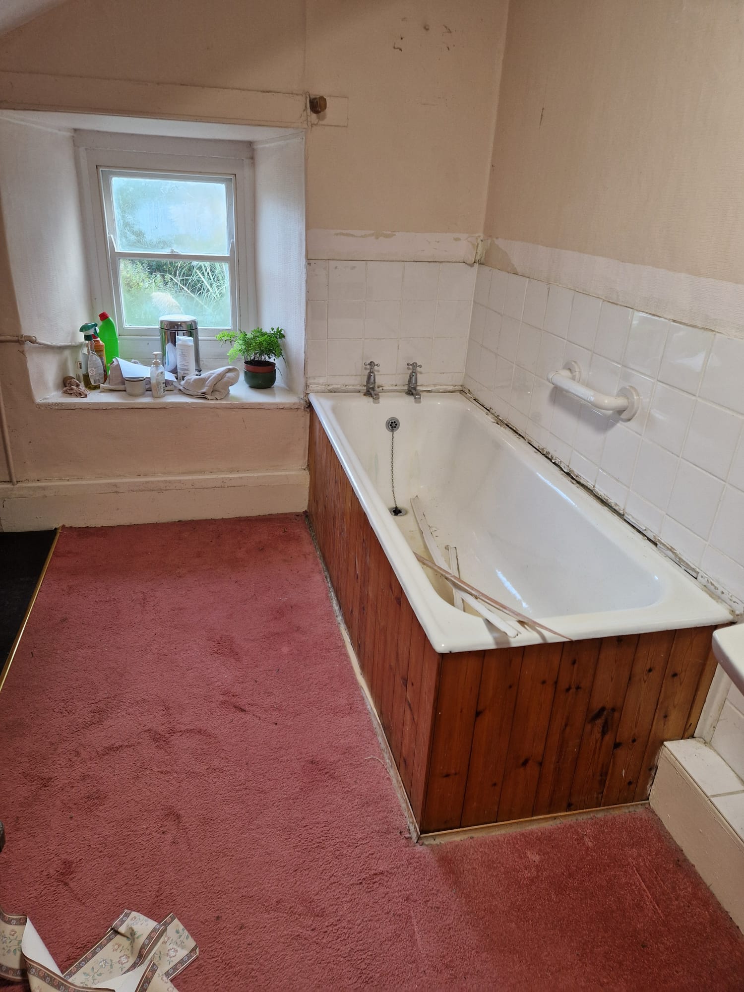Bathroom Renovation Before and After - H2 Bathrooms Project