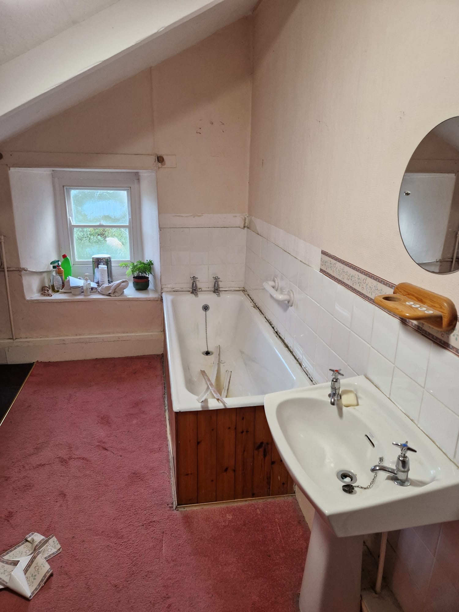 Bathroom Renovation Before and After - H2 Bathrooms Project
