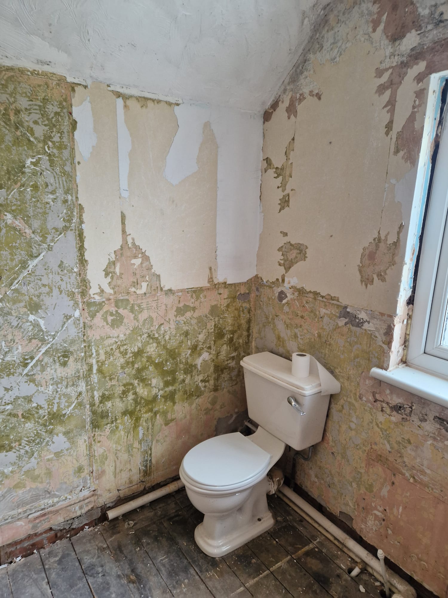 Bathroom Renovation Before and After - H2 Bathrooms Project