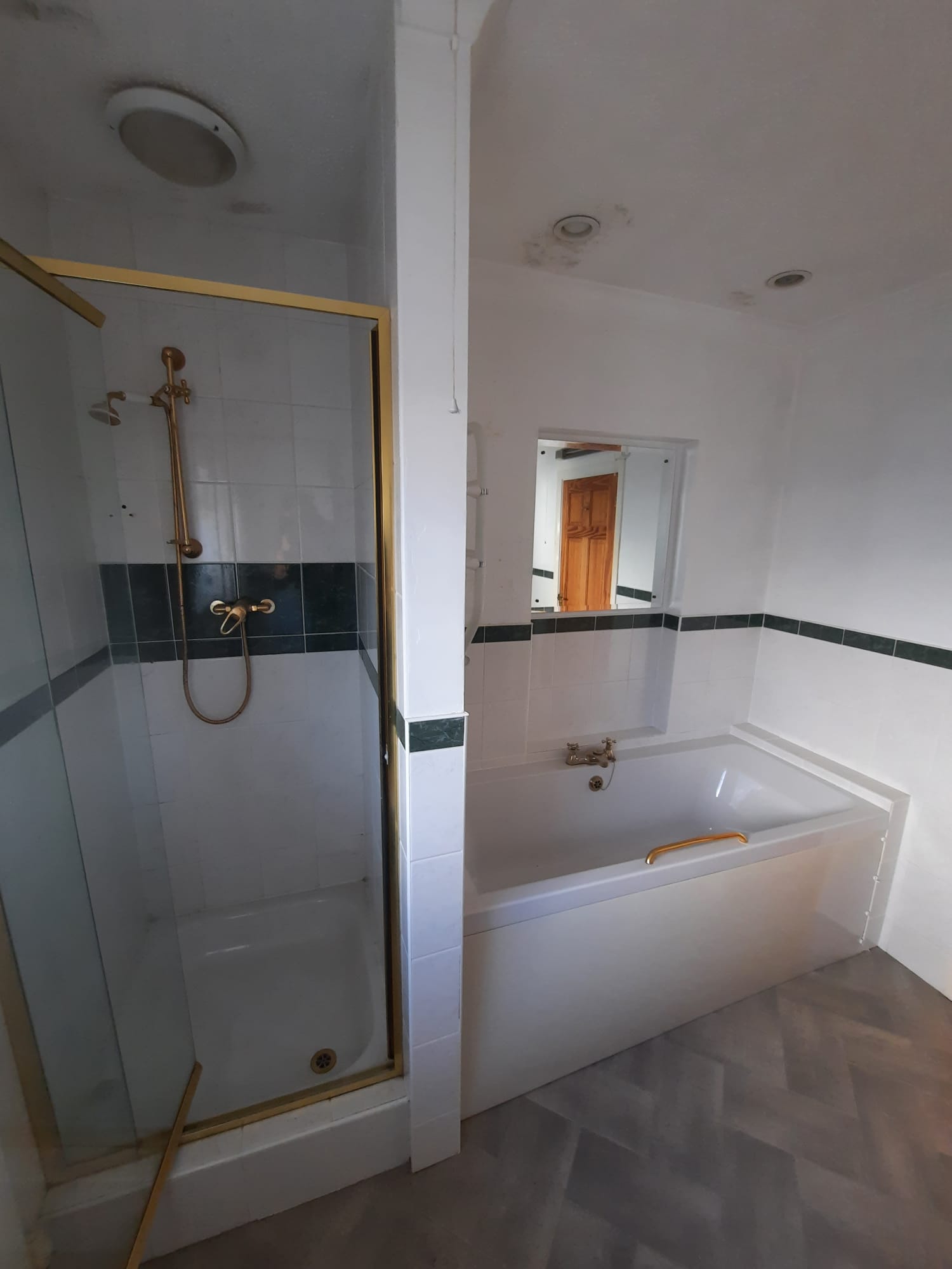 Bathroom Renovation Before and After - H2 Bathrooms Project