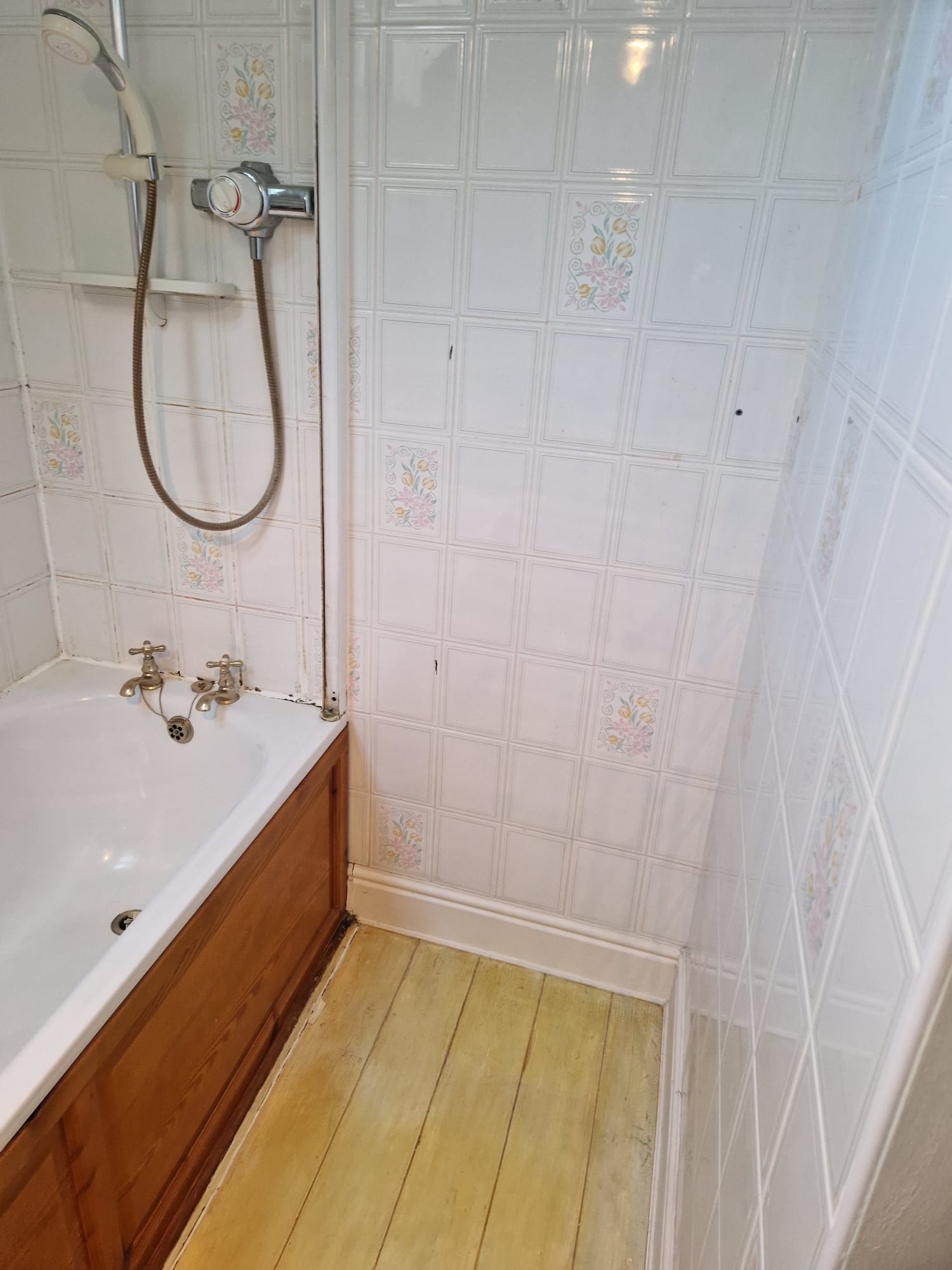 Bathroom Renovation Before and After - H2 Bathrooms Project